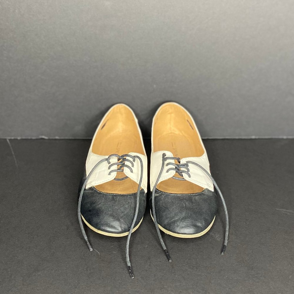 Black White Flat Lace up Shoes